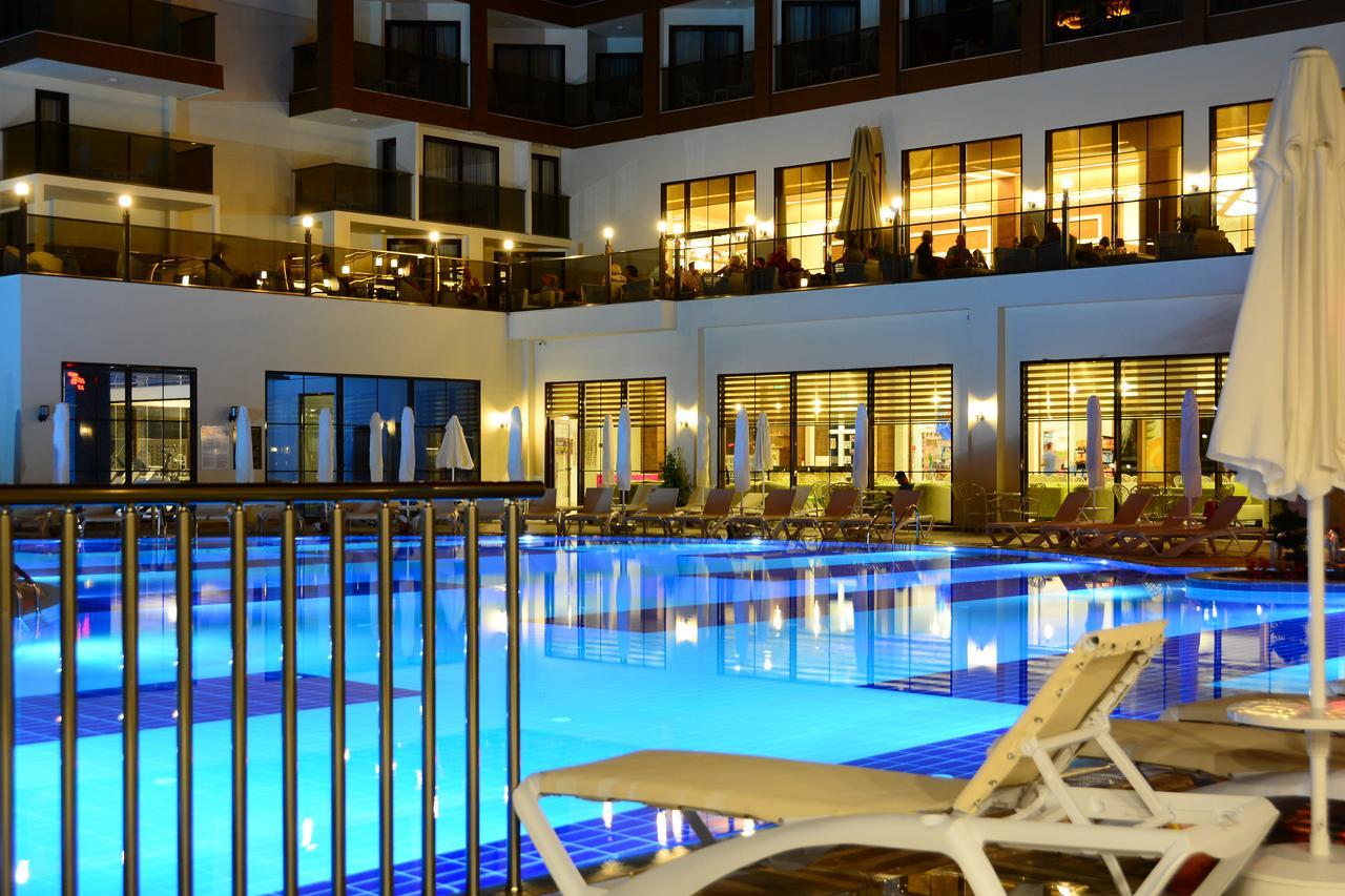Glamour Resort & Spa Side Exteriér fotografie
